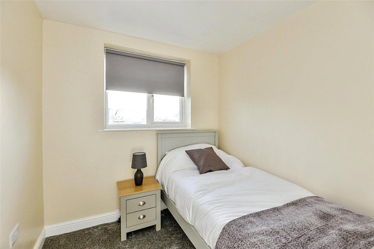 Beautiful Townhouse In Morecambe Bagian luar foto