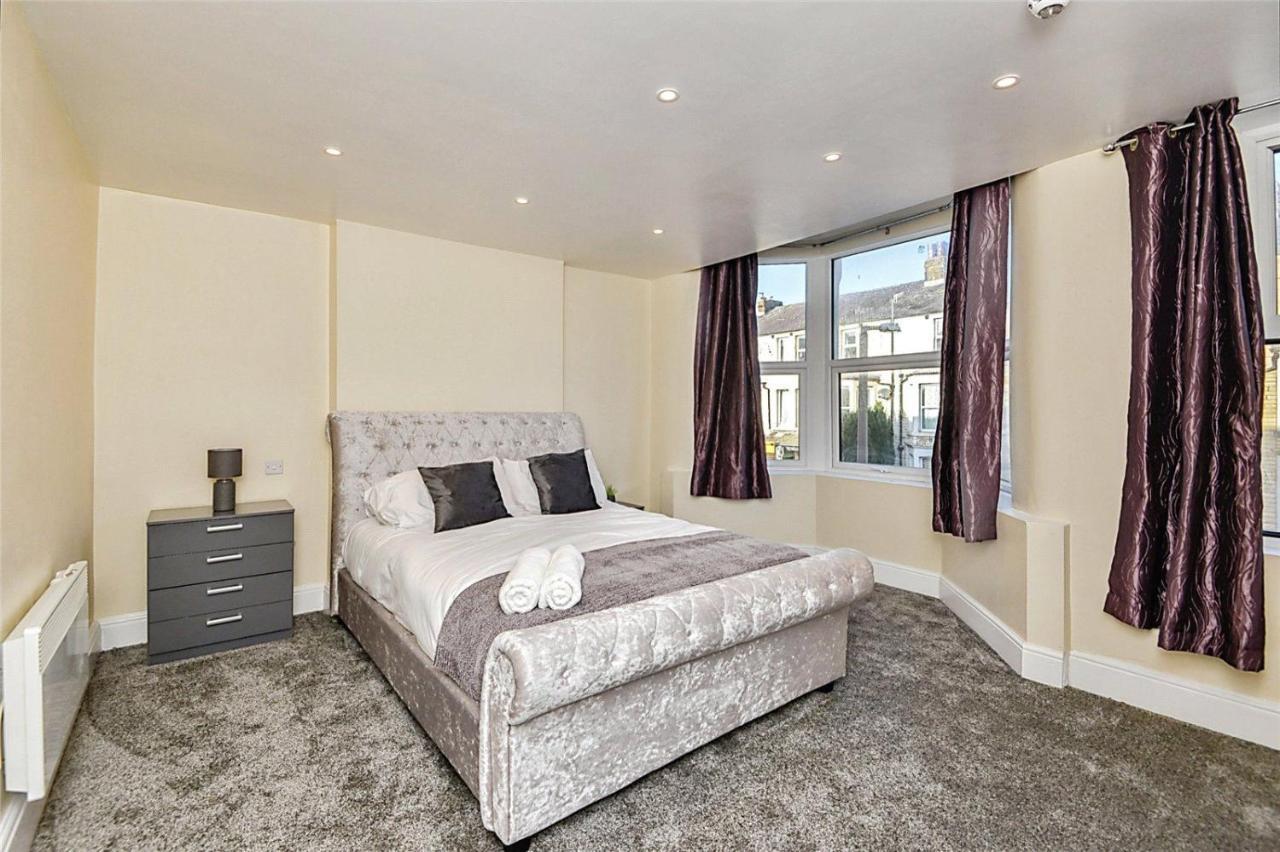 Beautiful Townhouse In Morecambe Bagian luar foto